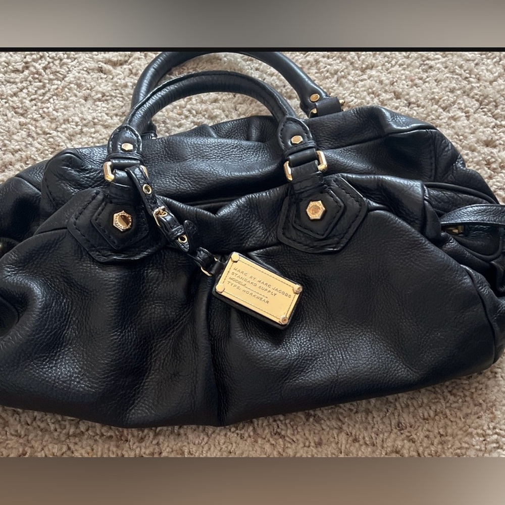 Marc Jacob leather purse
